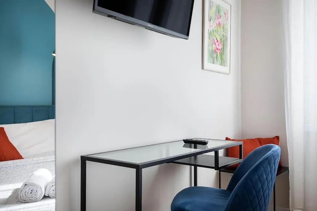 Frisi 3 Apartment Milan 0*,  Italy